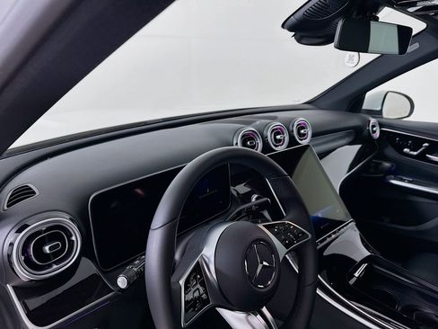 Used 2026 Mercedes-Benz GLC 300 image 10
