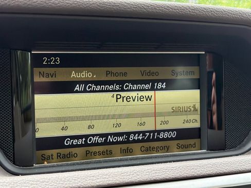 Used 2010 Mercedes-Benz E 350 Sedan image 23