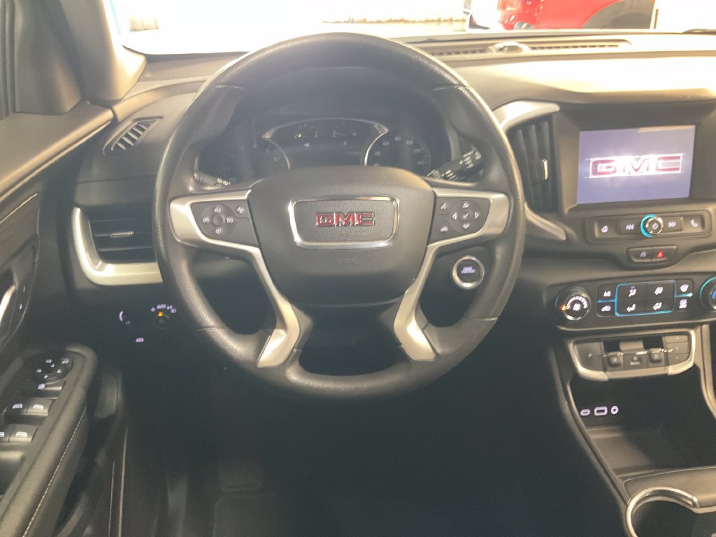 Used 2024 GMC Terrain SLE AWD/4WD image 16