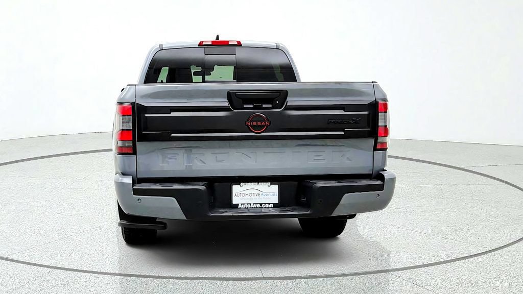 Used 2025 Nissan Frontier Pro-X RWD image 6