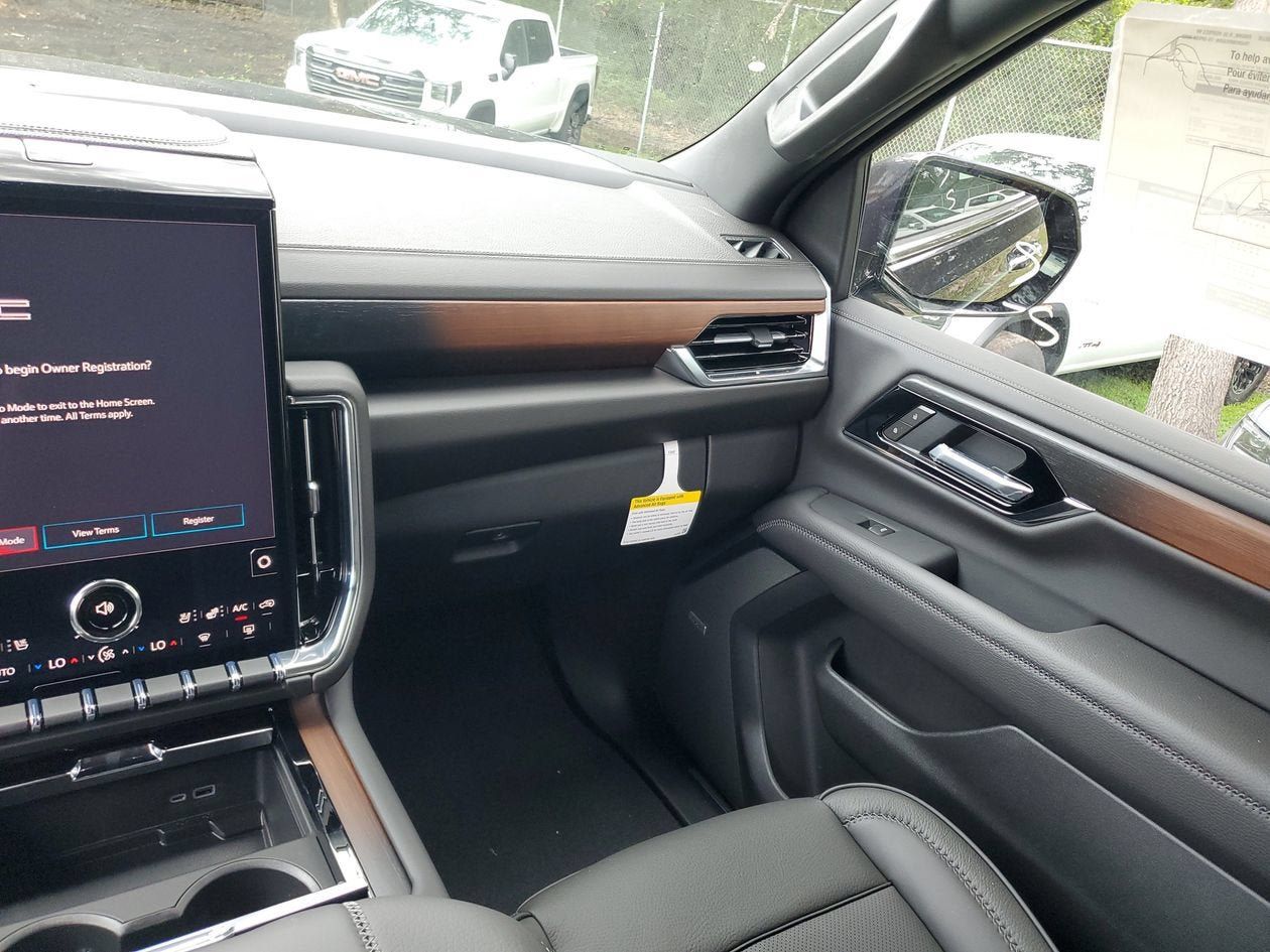 New 2026 GMC Yukon XL Denali RWD image 15