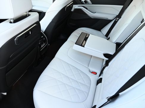 New 2026 BMW X5 xDrive50e w/ Executive Package image 11