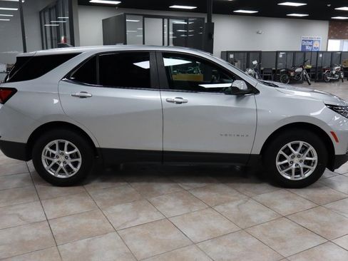 Used 2022 Chevrolet Equinox LT image 6