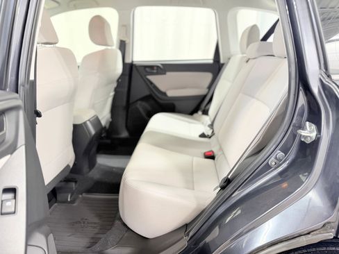 Used 2015 Subaru Forester 2.5i w/ Alloy Wheel Package image 35