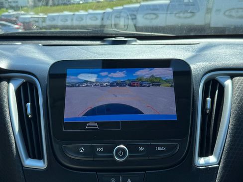 Used 2023 Chevrolet Malibu LT image 31