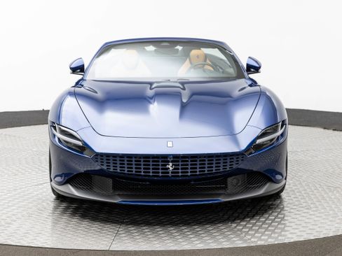 Used 2025 Ferrari Roma Spider image 10