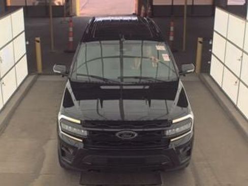 Certified 2023 Ford Expedition Limited AWD/4WD image 21
