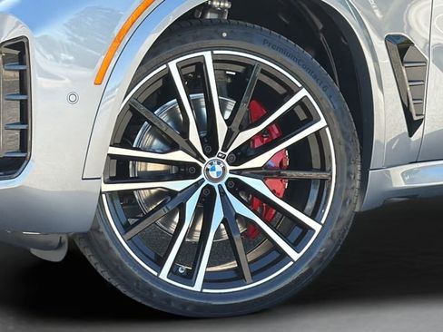 New 2026 BMW X5 xDrive40i w/ M Sport Package image 10