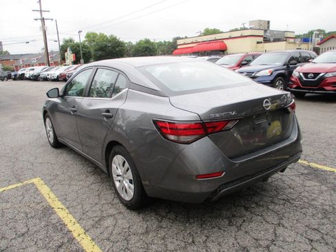Used 2024 Nissan Sentra S FWD image 2