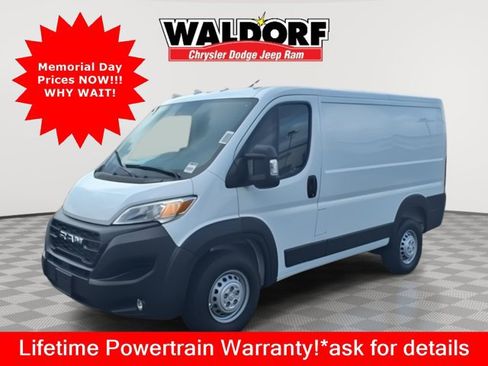 New 2025 RAM ProMaster 1500 w/ Premium Convenience Group FWD image 7