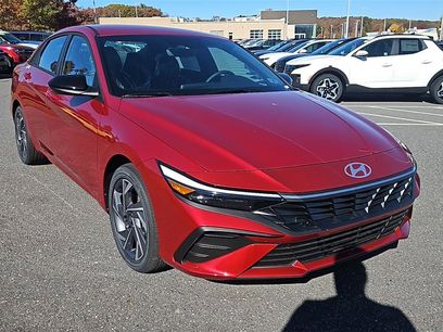 New 2025 Hyundai Elantra Sport w/ Cargo Package