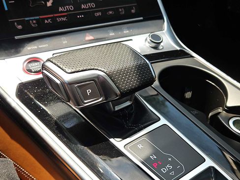 Used 2023 Audi RS 6 AWD/4WD image 47
