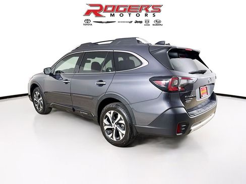 Used 2020 Subaru Outback Touring XT image 5