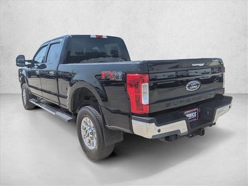 Used 2017 Ford F350 XLT w/ XLT Premium Package AWD/4WD image 8