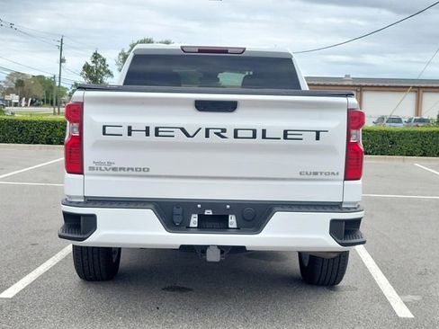 Used 2024 Chevrolet Silverado 1500 Custom image 5