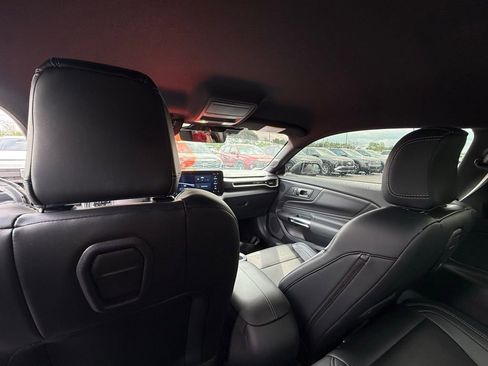 Used 2024 Ford Mustang Premium image 25