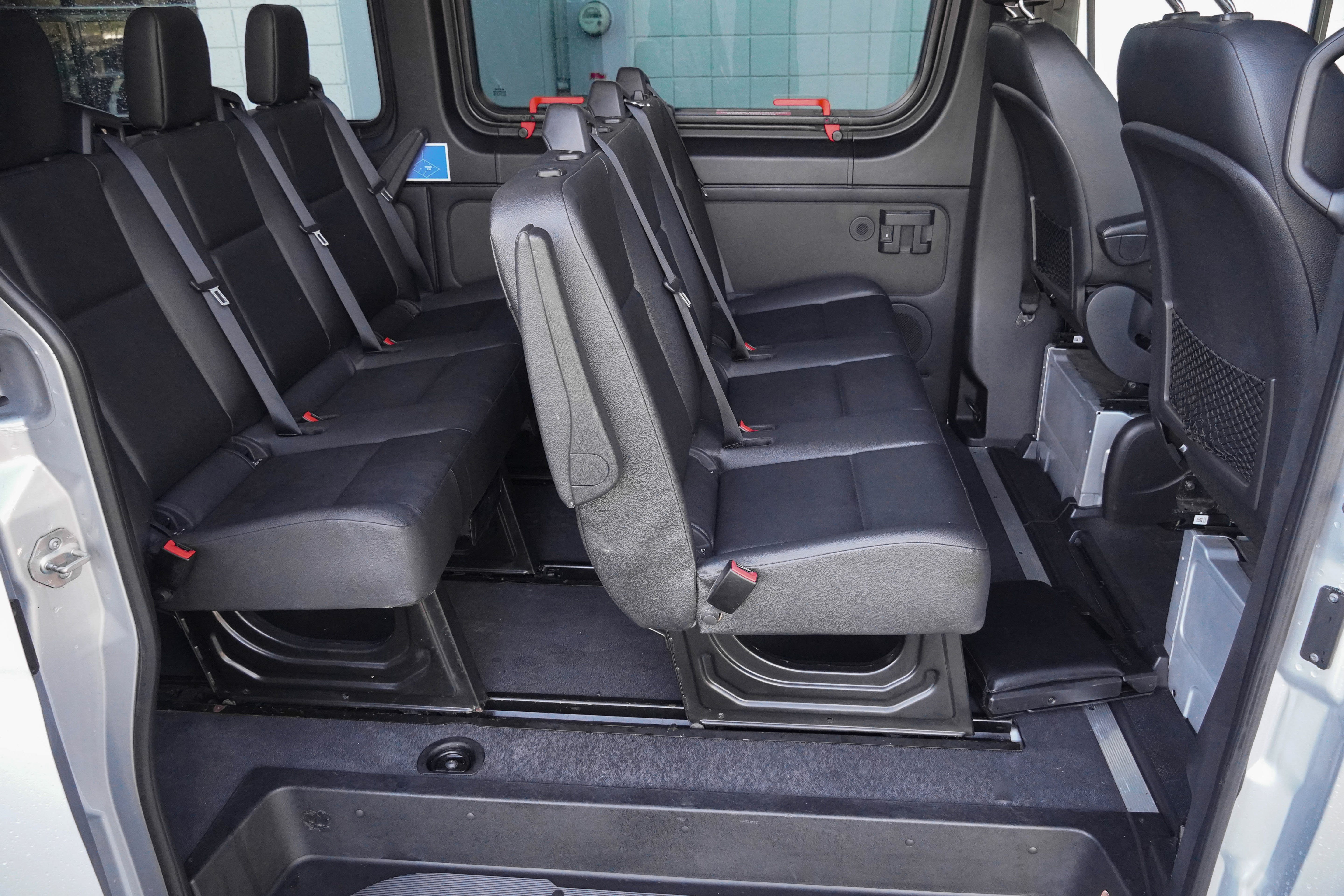 Used 2019 Mercedes-Benz Sprinter 2500 image 33