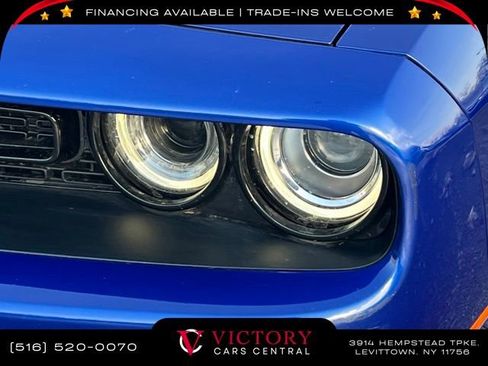 Used 2021 Dodge Challenger SXT w/ Blacktop Package image 8