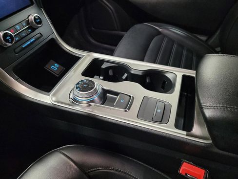 Used 2024 Ford Edge SEL image 26