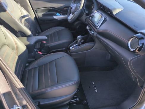 Used 2020 Nissan Kicks SR w/ SR Premium Package image 33