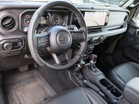 Used 2025 Jeep Wrangler Unlimited Rubicon 392 AWD/4WD image 15