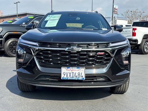 Used 2026 Chevrolet Trax RS image 5