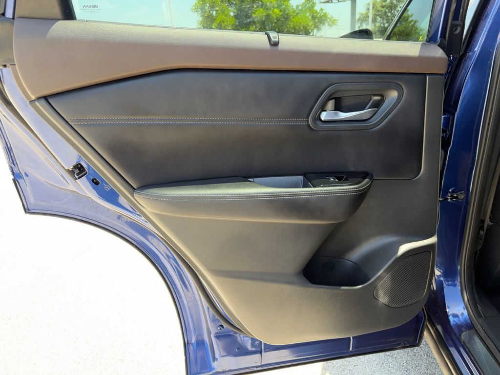 Certified 2023 Nissan Rogue SL w/ SL Premium Package FWD image 27