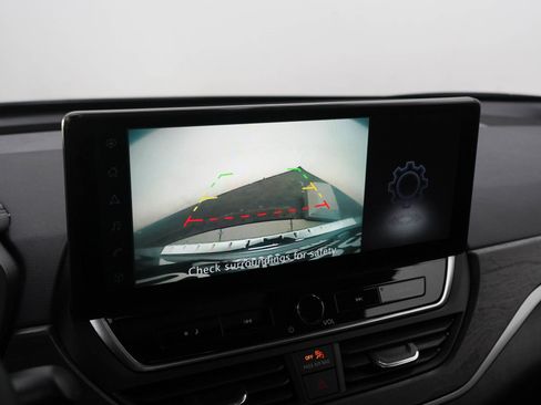 Used 2023 Nissan Altima 2.5 SV w/ SV Premium Package AWD/4WD image 20