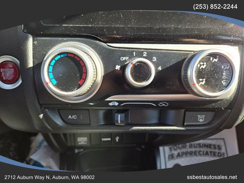 Used 2017 Honda Fit EX image 17