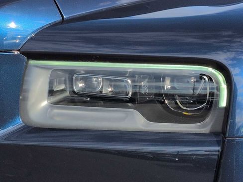 Used 2022 Rolls-Royce Cullinan image 11