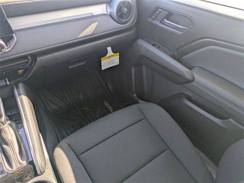 New 2026 Chevrolet Colorado LT image 19