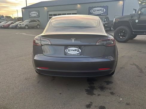 Used 2018 Tesla Model 3 Long Range image 4
