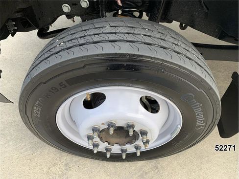 Used 2022 Ford F450 XL w/ Power Equipment Group image 16