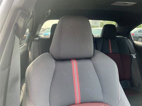 Used 2023 Toyota Corolla SE w/ SE Premium Package image 12