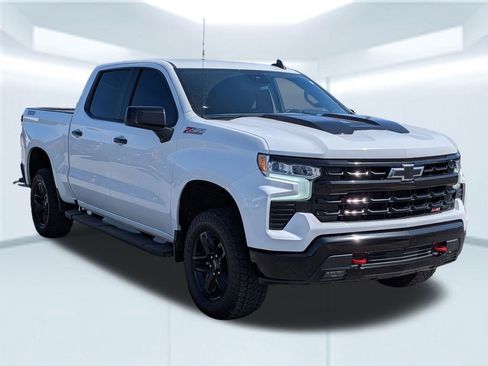 Used 2024 Chevrolet Silverado 1500 LT Trail Boss w/ Protection Package image 8