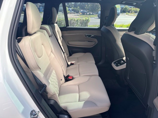 Certified 2026 Volvo XC90 B5 Plus AWD/4WD image 13