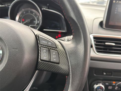 Used 2016 MAZDA MAZDA3 s Touring FWD image 17