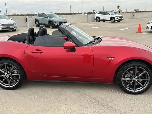 Used 2016 MAZDA MX-5 Miata Grand Touring image 19