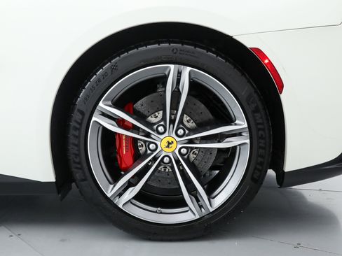Certified 2020 Ferrari GTC4Lusso image 41