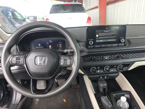 Used 2023 Honda Accord LX image 15