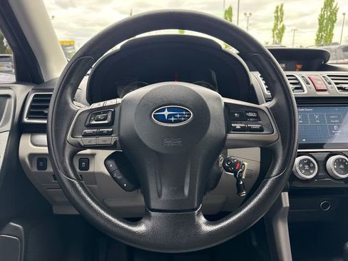 Used 2016 Subaru Forester 2.5i Premium AWD/4WD image 18