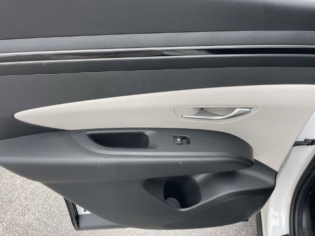 Used 2024 Hyundai Tucson SEL FWD image 12