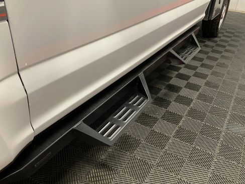 Used 2022 Ford F250 XL w/ Power Equipment Group image 14