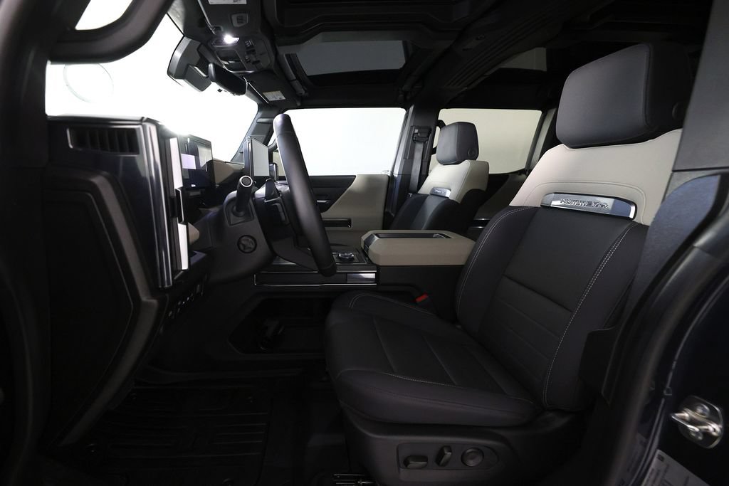Used 2026 GMC Hummer EV SUV AWD/4WD image 15