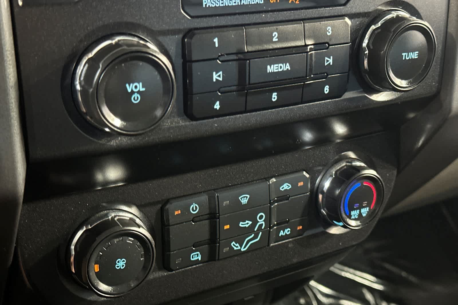 Used 2022 Ford F250 XLT AWD/4WD image 22