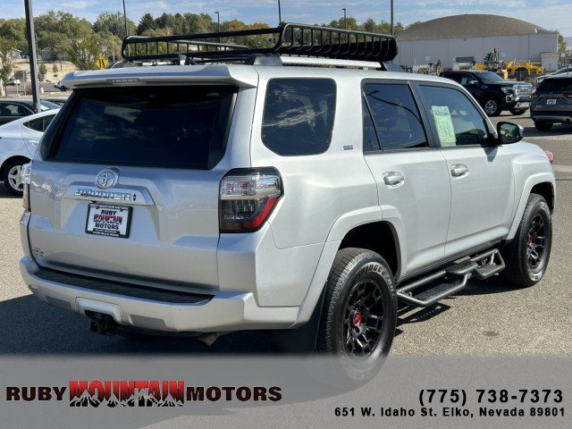 Used 2022 Toyota 4Runner SR5 w/ 4Runner Black Package (TMS) AWD/4WD image 7