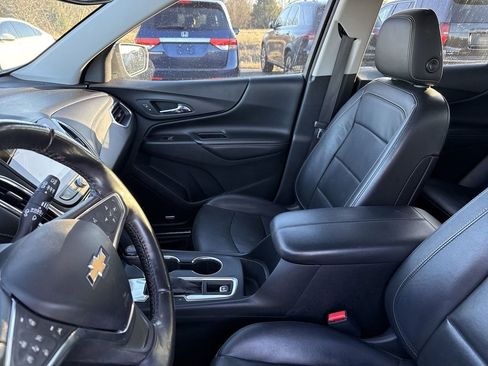 Used 2018 Chevrolet Equinox Premier image 15