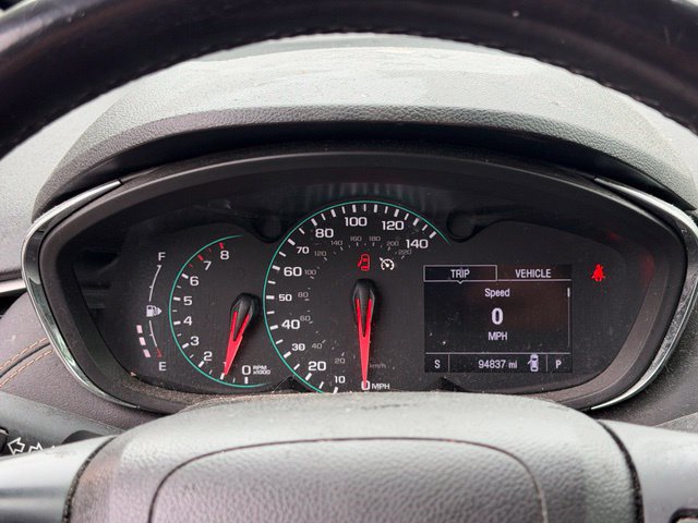 Used 2019 Chevrolet Trax LT w/ LT Convenience Package FWD image 6