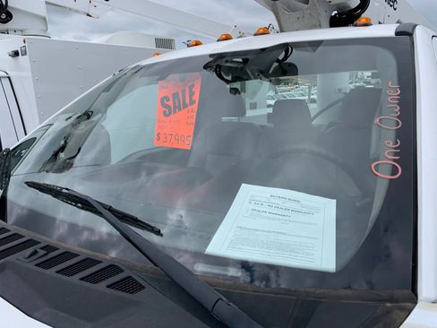 Used 2019 Ford F450 XL w/ Snow Plow Prep Package RWD image 4