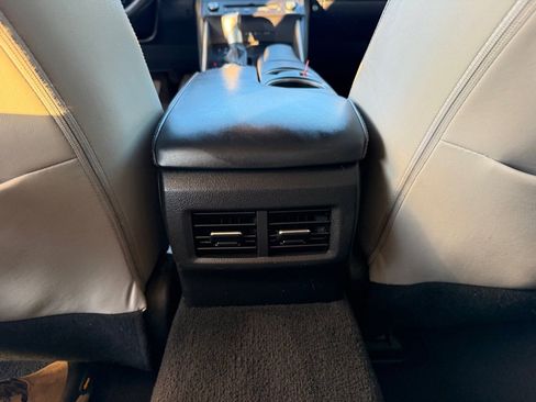 Used 2015 Lexus IS 250 AWD w/ Navigation System Package image 21